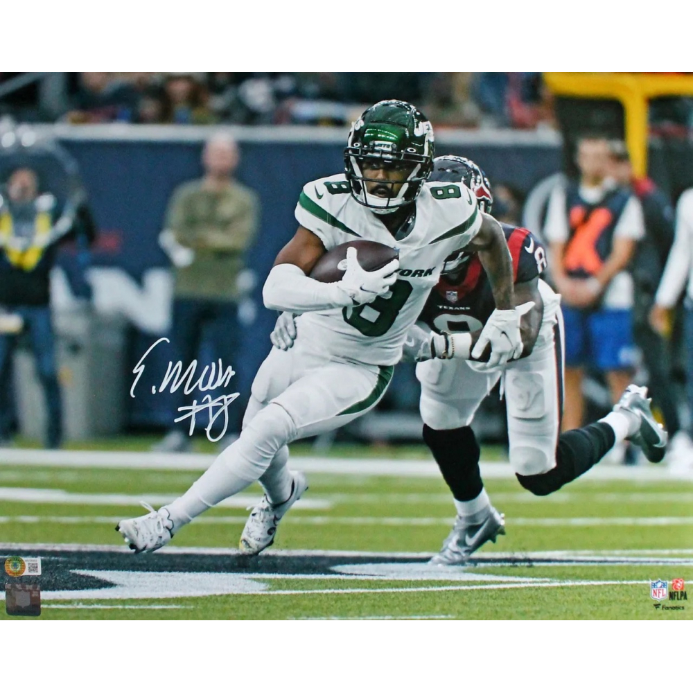 Elijah Moore Signed Jets 16x20 Photo (Beckett) Pristine Auction
