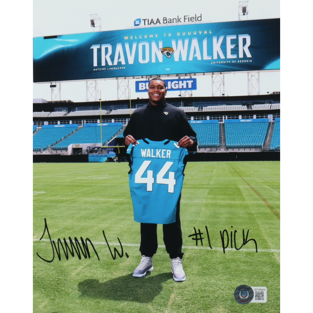 Travon Walker Signed Jaguars 8x10 Photo Inscribed "1 Pick" (Beckett