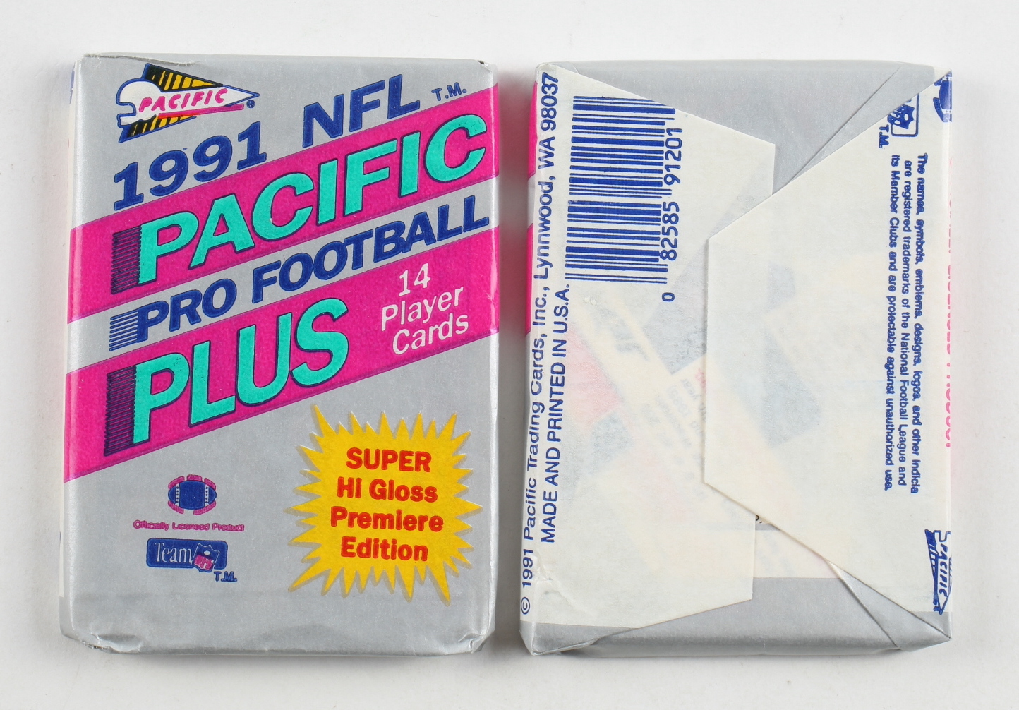 1991 Pacific Plus Series 1 Football Wax Box with (36) Packs at PristineAuction.com 1991 Pacific Plus Series 1 Football Wax Box with (36) Packs at PristineAuction.com
