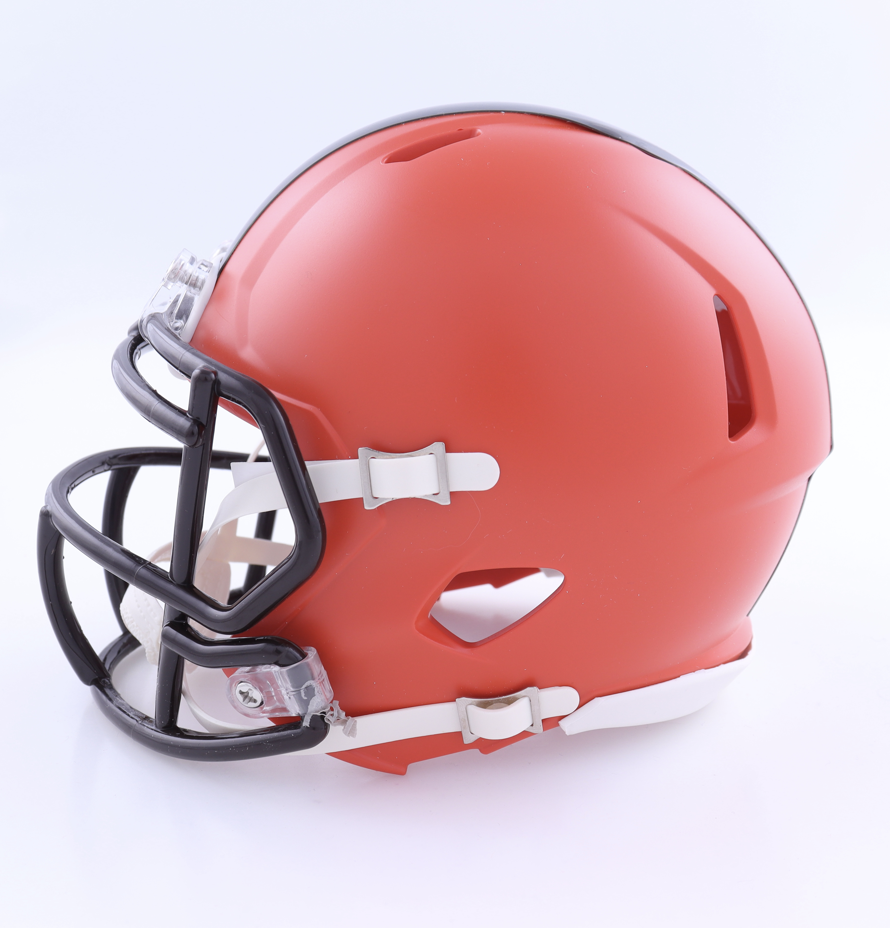 Amari Cooper Signed Browns Speed Mini Helmet (JSA) at PristineAuction.com Amari Cooper Signed Browns Speed Mini Helmet (JSA) at PristineAuction.com