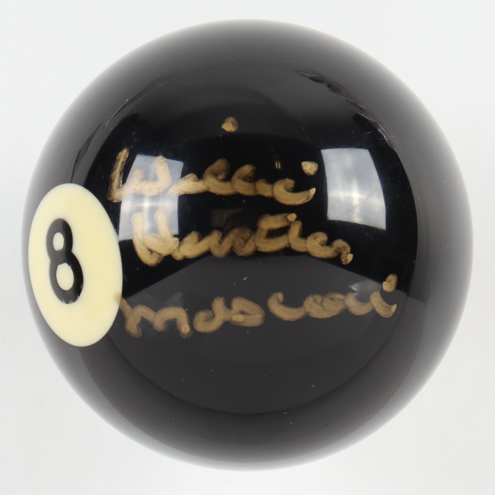 Willie Mosconi Signed #8 Billiard Ball Inscribed "Hustler" (Beckett) at PristineAuction.com Willie Mosconi Signed #8 Billiard Ball Inscribed "Hustler" (Beckett) at PristineAuction.com