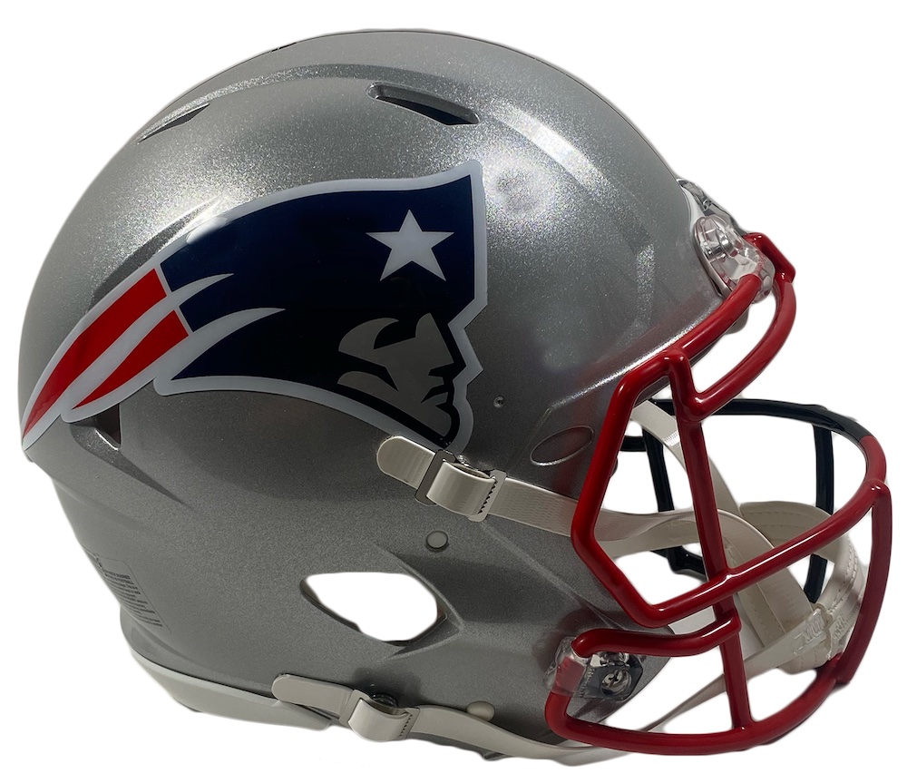 Tom Brady Signed Buccaneers / Patriots Full-Size Authentic On-Field Speed Helmet (Fanatics) at PristineAuction.com Tom Brady Signed Buccaneers / Patriots Full-Size Authentic On-Field Speed Helmet (Fanatics) at PristineAuction.com