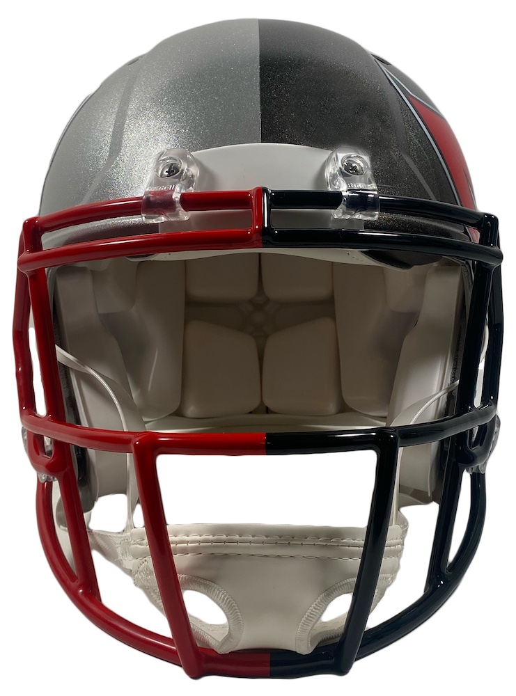 Tom Brady Signed Buccaneers / Patriots Full-Size Authentic On-Field Speed Helmet (Fanatics) at PristineAuction.com Tom Brady Signed Buccaneers / Patriots Full-Size Authentic On-Field Speed Helmet (Fanatics) at PristineAuction.com