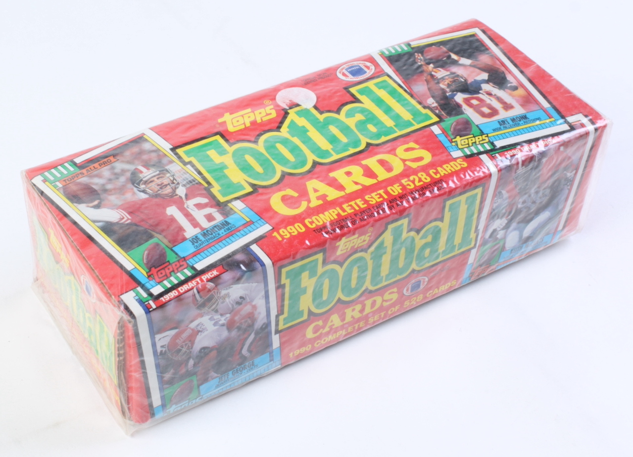 1990 Topps Football Complete Set of (528) Cards with Joe Montana #13, John Elway #37, Dan Marino #323, Barry Sanders #352 at PristineAuction.com 1990 Topps Football Complete Set of (528) Cards with Joe Montana #13, John Elway #37, Dan Marino #323, Barry Sanders #352 at PristineAuction.com