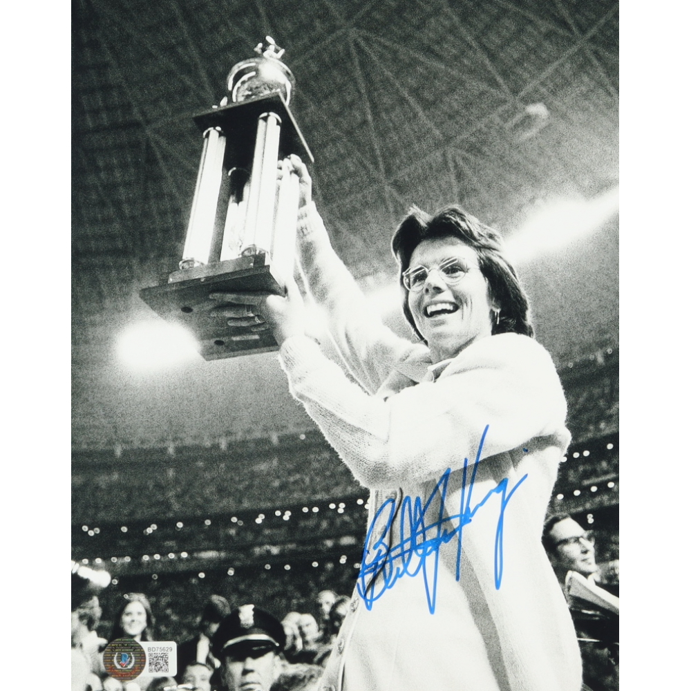Billie Jean King Signed 8x10 Photo (Beckett) | Pristine Auction