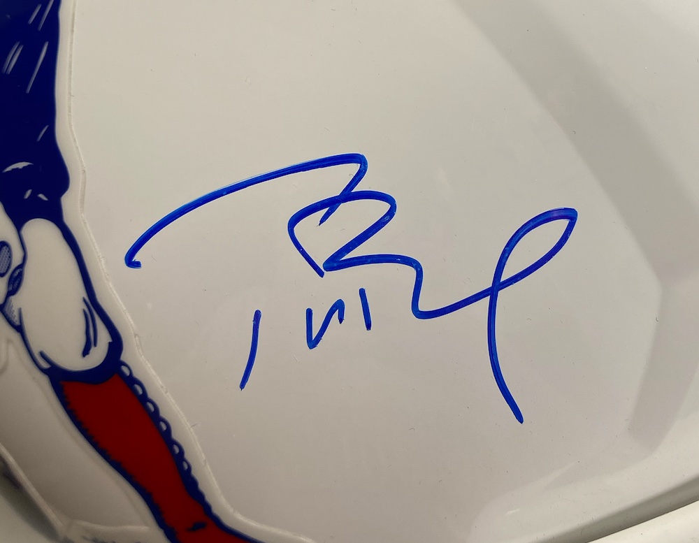 Tom Brady Signed Patriots Full-Size Authentic On-Field Throwback Speed Helmet (TriStar) at PristineAuction.com Tom Brady Signed Patriots Full-Size Authentic On-Field Throwback Speed Helmet (TriStar) at PristineAuction.com
