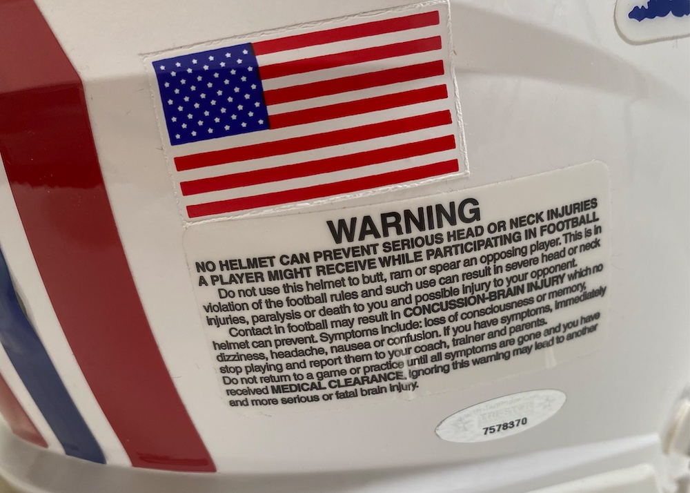 Tom Brady Signed Patriots Full-Size Authentic On-Field Throwback Speed Helmet (TriStar) at PristineAuction.com Tom Brady Signed Patriots Full-Size Authentic On-Field Throwback Speed Helmet (TriStar) at PristineAuction.com