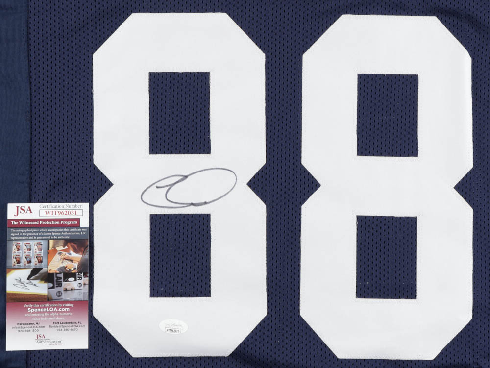 CeeDee Lamb Signed Jersey (JSA) at PristineAuction.com CeeDee Lamb Signed Jersey (JSA) at PristineAuction.com