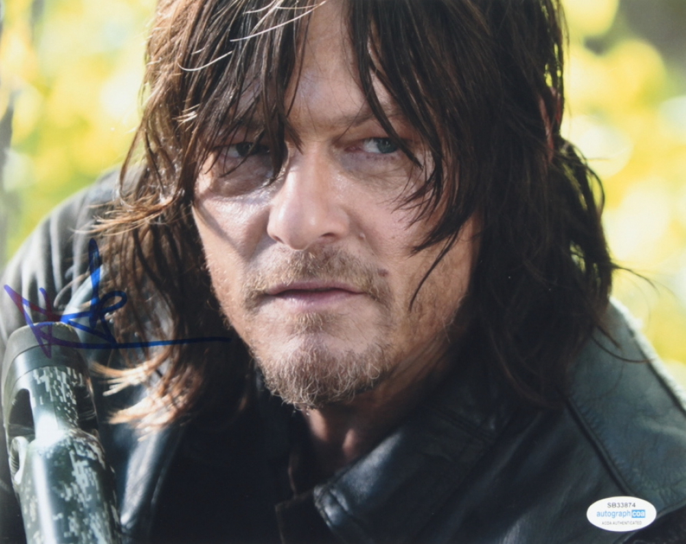 Norman Reedus Signed "The Walking Dead" 8x10 Photo (AutographCOA