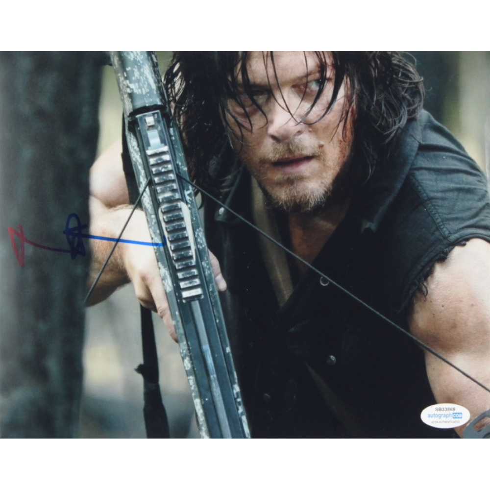 Norman Reedus Signed "The Walking Dead" 8x10 Photo (AutographCOA