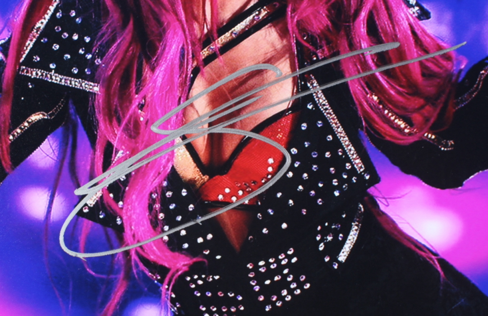 Sasha Banks Signed WWE 11x14 Photo (Beckett) | Pristine Auction