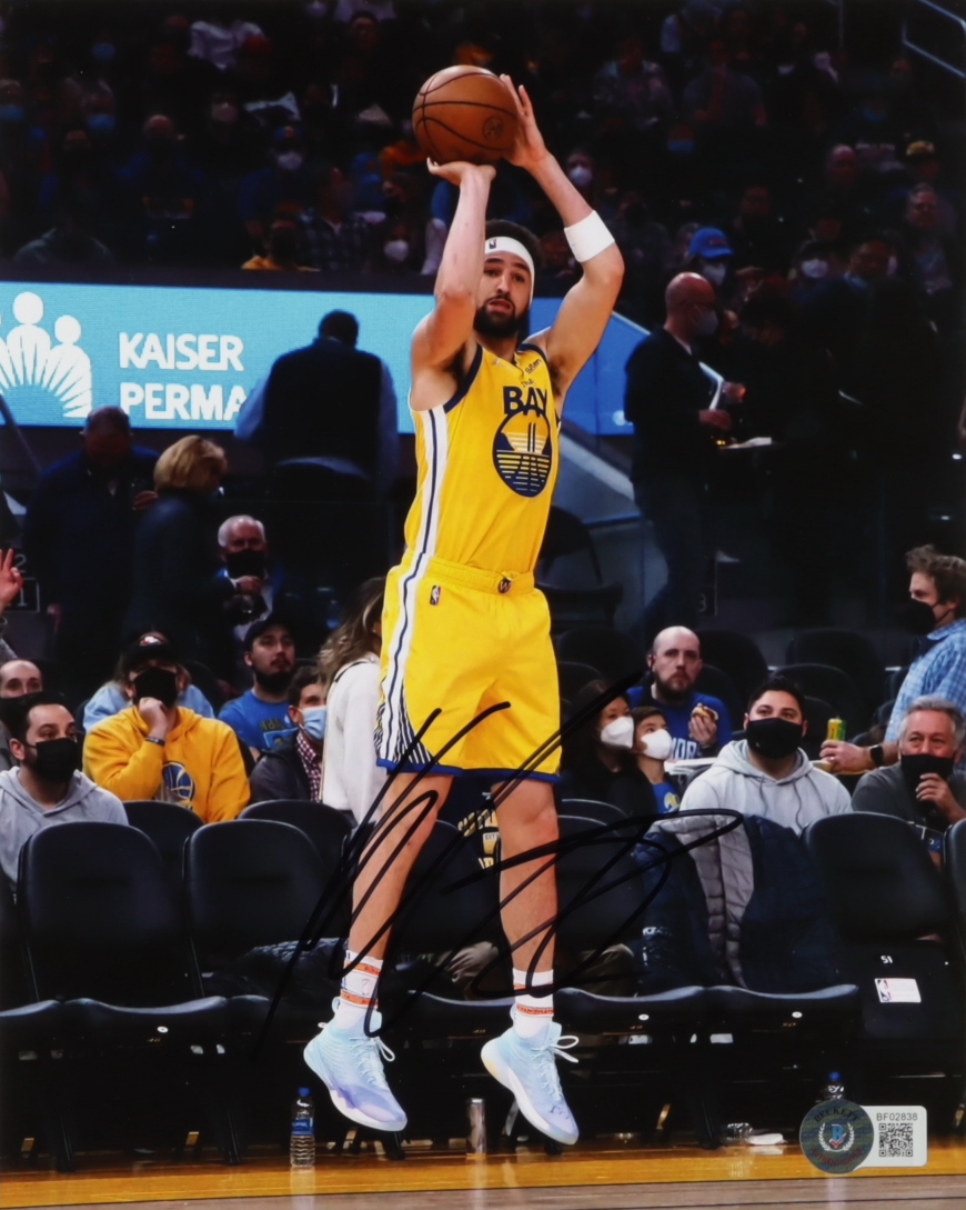 Klay Thompson Signed Warriors 8x10 Photo (Beckett) at PristineAuction.com Klay Thompson Signed Warriors 8x10 Photo (Beckett) at PristineAuction.com