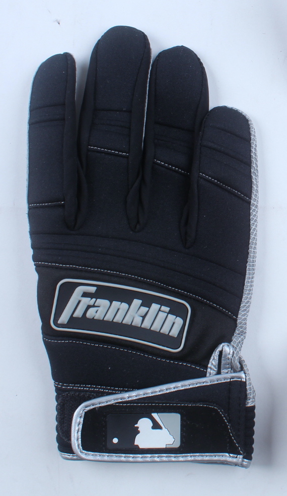 Gary Sanchez Game-Used Batting Glove (Steiner) at PristineAuction.com Gary Sanchez Game-Used Batting Glove (Steiner) at PristineAuction.com