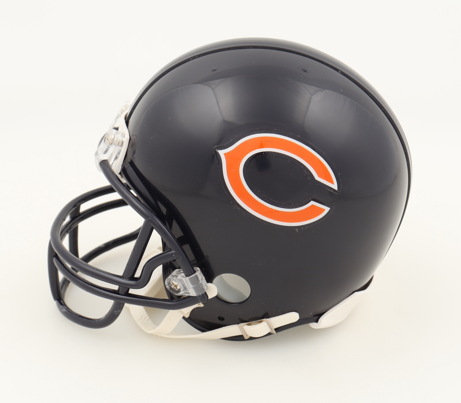 Roquan Smith Signed Bears Mini Helmet (Beckett) at PristineAuction.com Roquan Smith Signed Bears Mini Helmet (Beckett) at PristineAuction.com