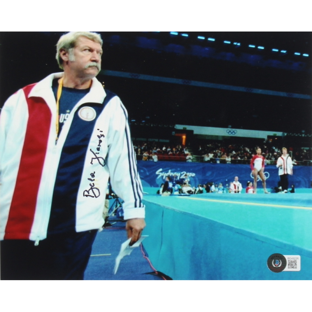 Bela Karolyi Signed Team USA 8x10 Photo (Beckett) | Pristine Auction