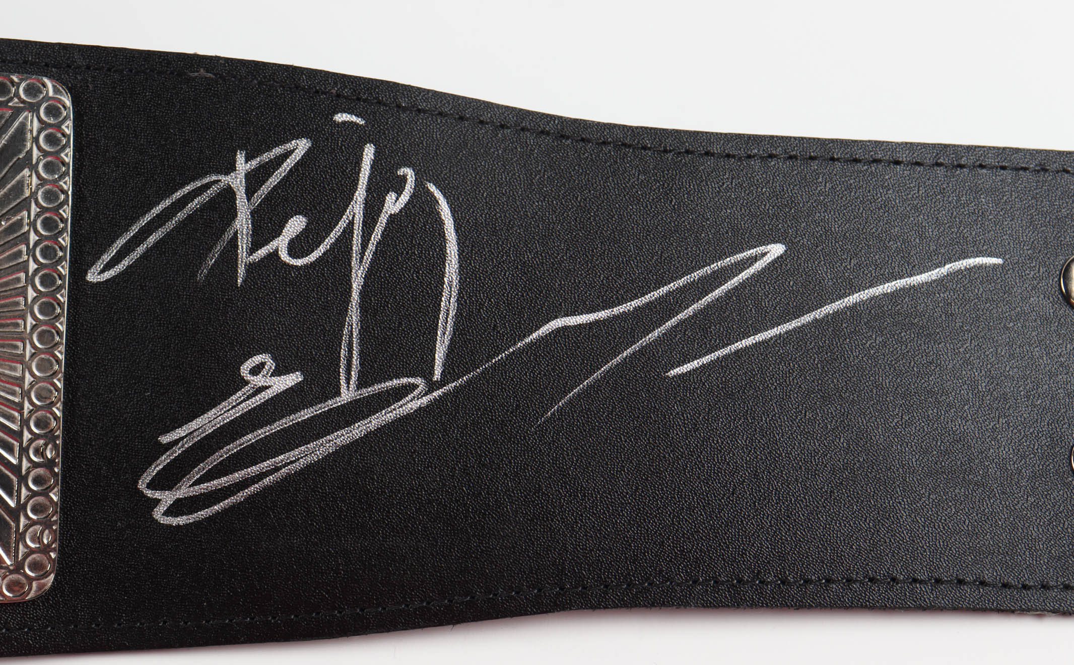 Fedor Emelianenko Signed Full-Size MMA Pride Championship Belt (Beckett) at PristineAuction.com Fedor Emelianenko Signed Full-Size MMA Pride Championship Belt (Beckett) at PristineAuction.com