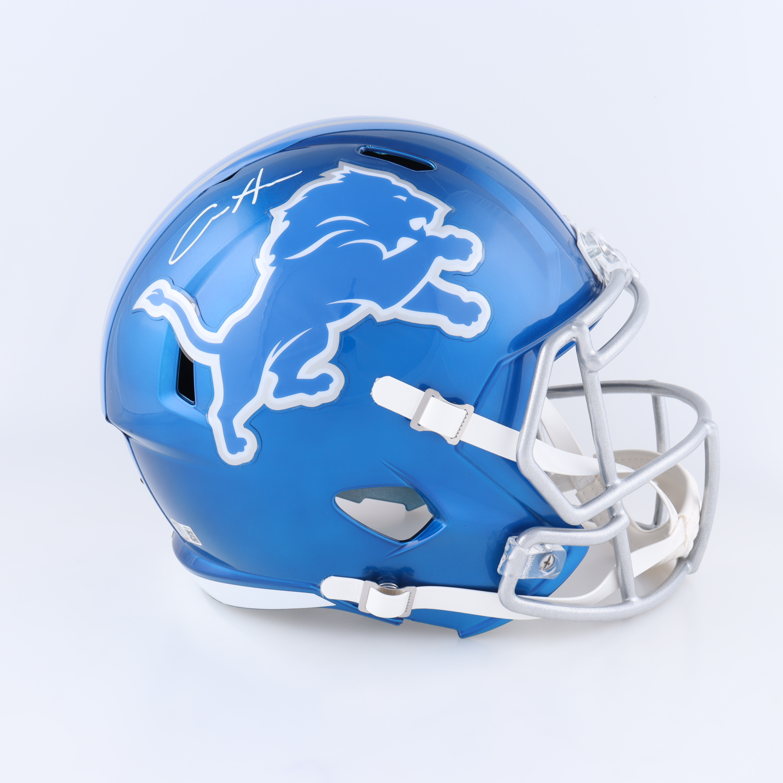 Aidan Hutchinson Signed Lions Full-Size Authentic On-Field Flash Alternate Speed Helmet (Beckett) at PristineAuction.com Aidan Hutchinson Signed Lions Full-Size Authentic On-Field Flash Alternate Speed Helmet (Beckett) at PristineAuction.com