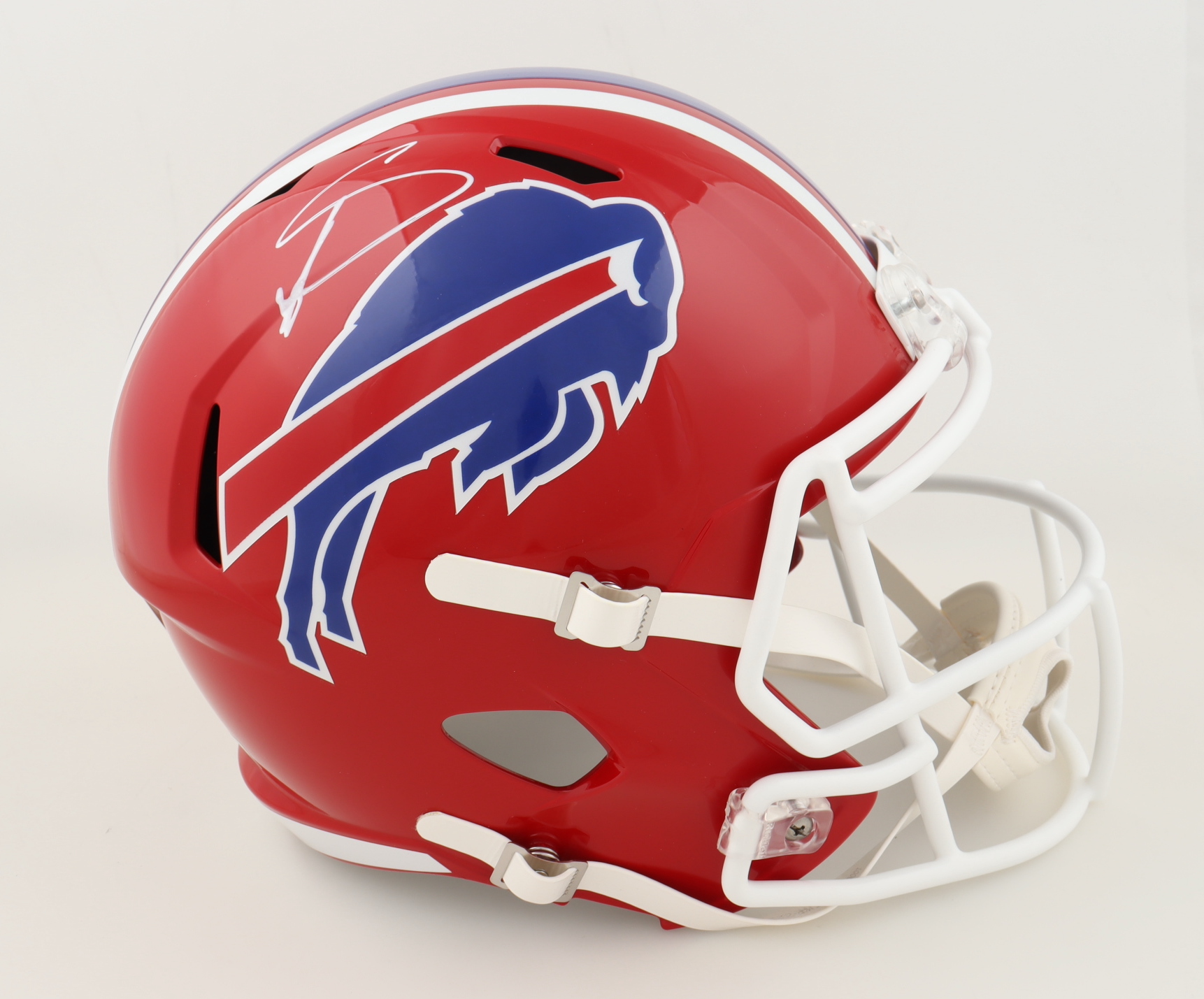 Stefon Diggs Signed Bills Full-Size Speed Helmet (Beckett) at PristineAuction.com Stefon Diggs Signed Bills Full-Size Speed Helmet (Beckett) at PristineAuction.com