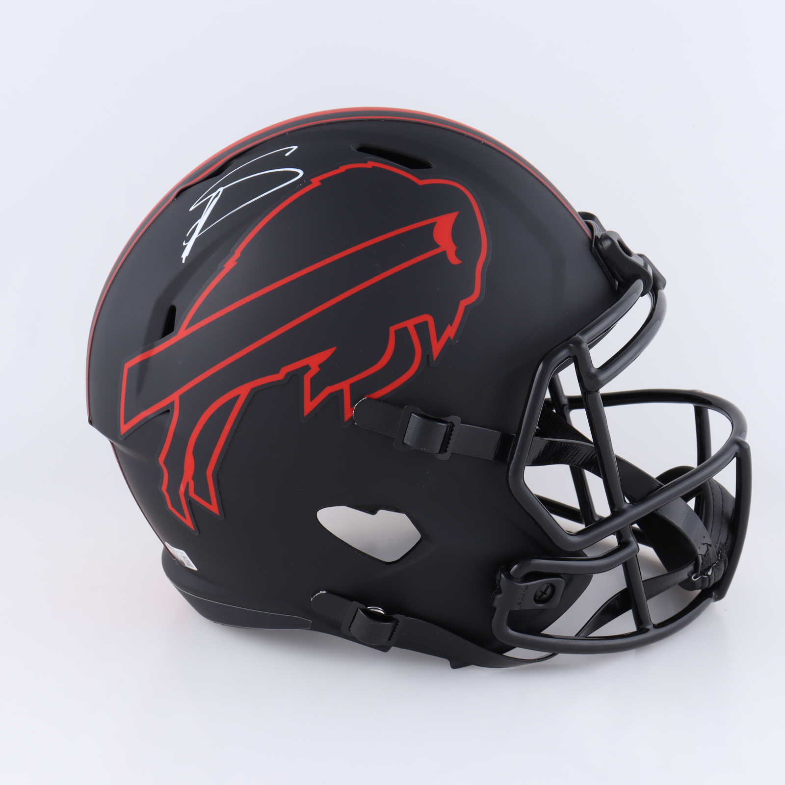 Stefon Diggs Signed Bills Eclipse Alternate Full-Size Speed Helmet (Beckett) at PristineAuction.com Stefon Diggs Signed Bills Eclipse Alternate Full-Size Speed Helmet (Beckett) at PristineAuction.com