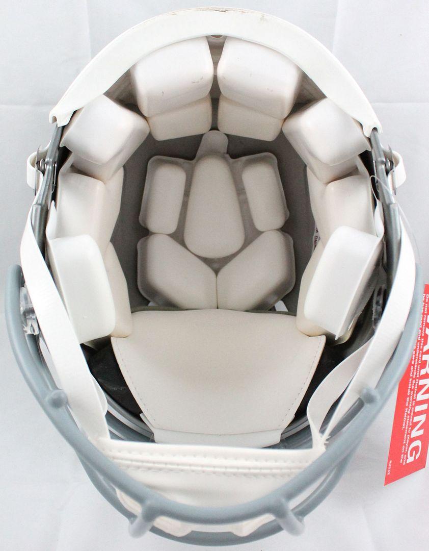 Davante Adams Signed Raiders Full-Size Authentic On-Field Flash Alternate Speed Helmet (Beckett) at PristineAuction.com Davante Adams Signed Raiders Full-Size Authentic On-Field Flash Alternate Speed Helmet (Beckett) at PristineAuction.com