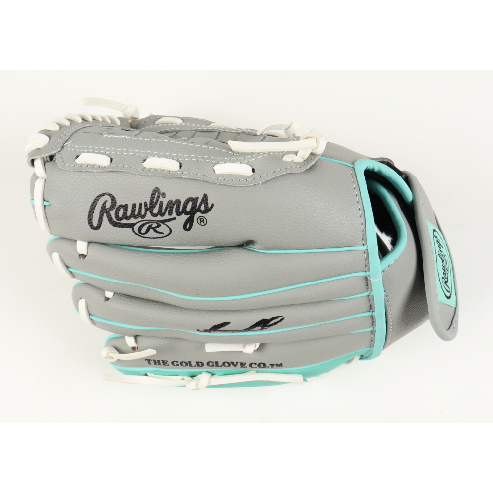 Christopher Morel Signed Baseball Glove (PSA) Pristine Auction