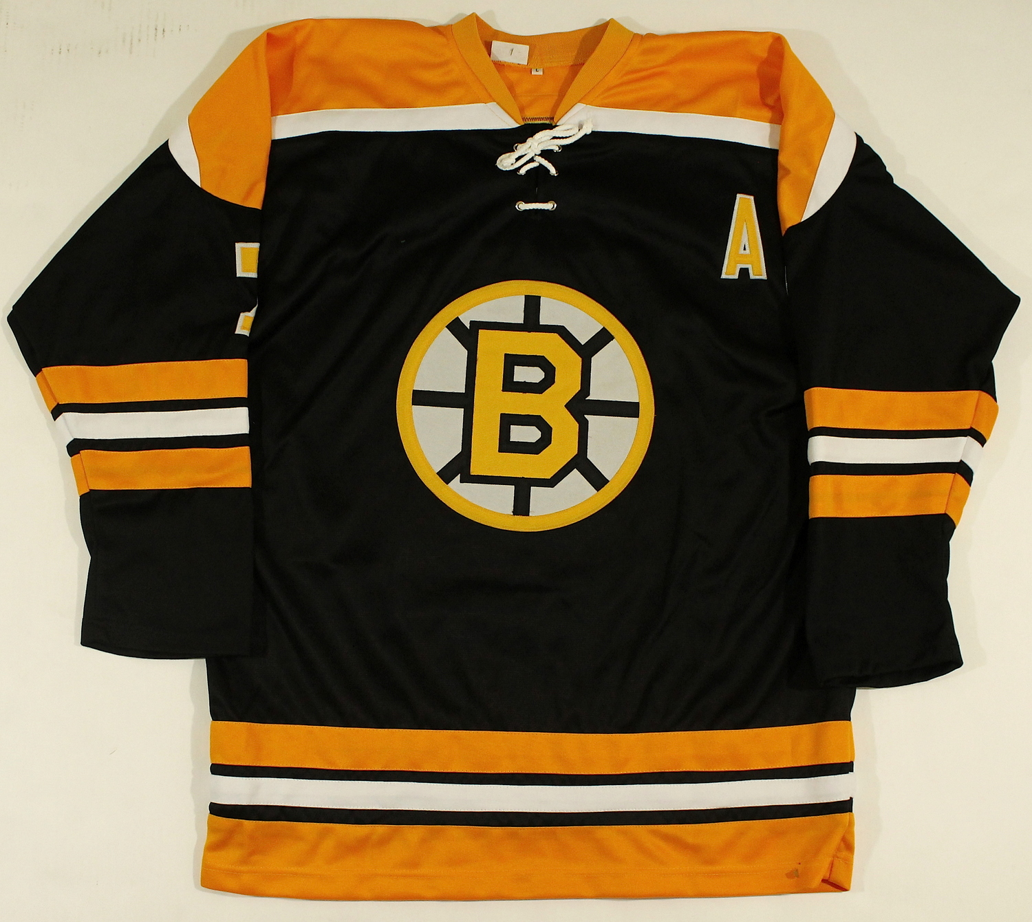 Phil Esposito Signed Bruins Jersey Inscribed "HOF 1984" (JSA COA) at PristineAuction.com Phil Esposito Signed Bruins Jersey Inscribed "HOF 1984" (JSA COA) at PristineAuction.com