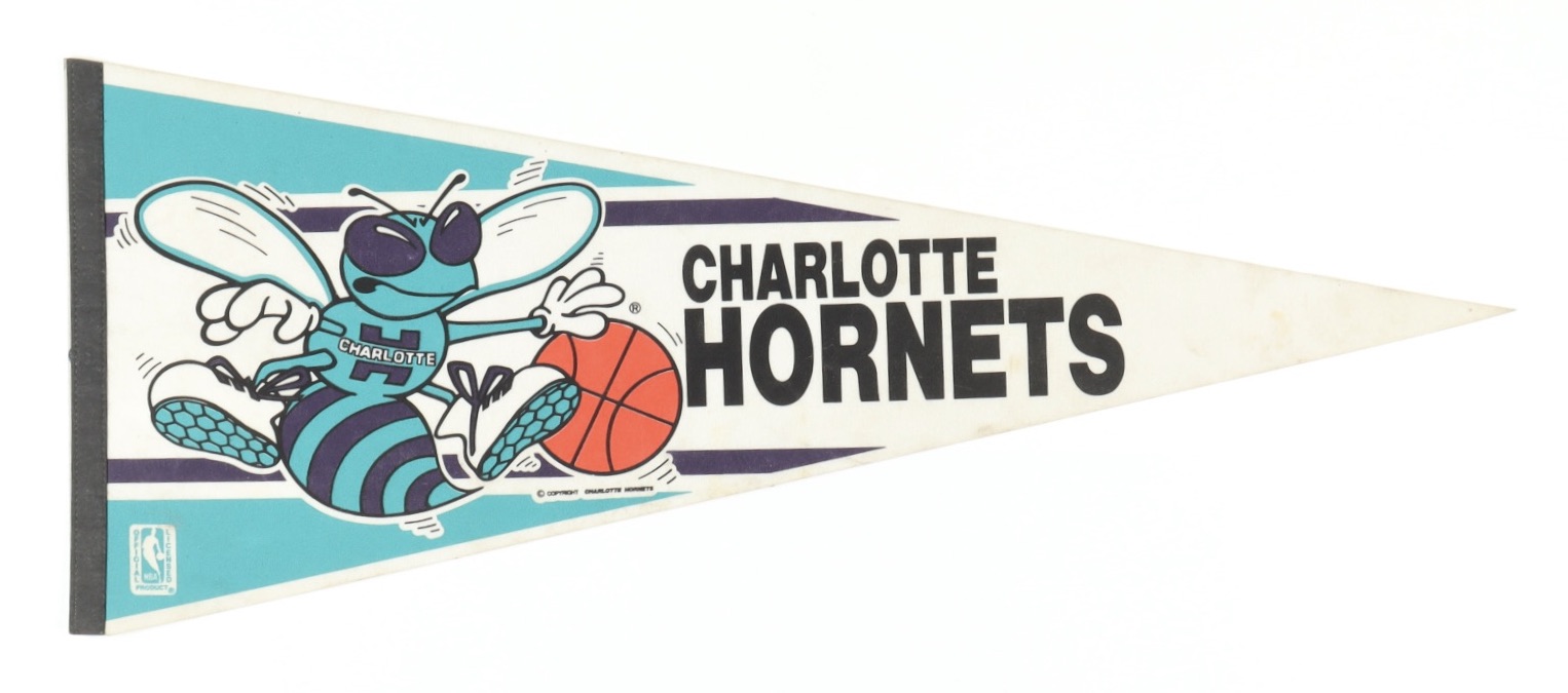 Hornets Vintage Felt Pennant at PristineAuction.com Hornets Vintage Felt Pennant at PristineAuction.com
