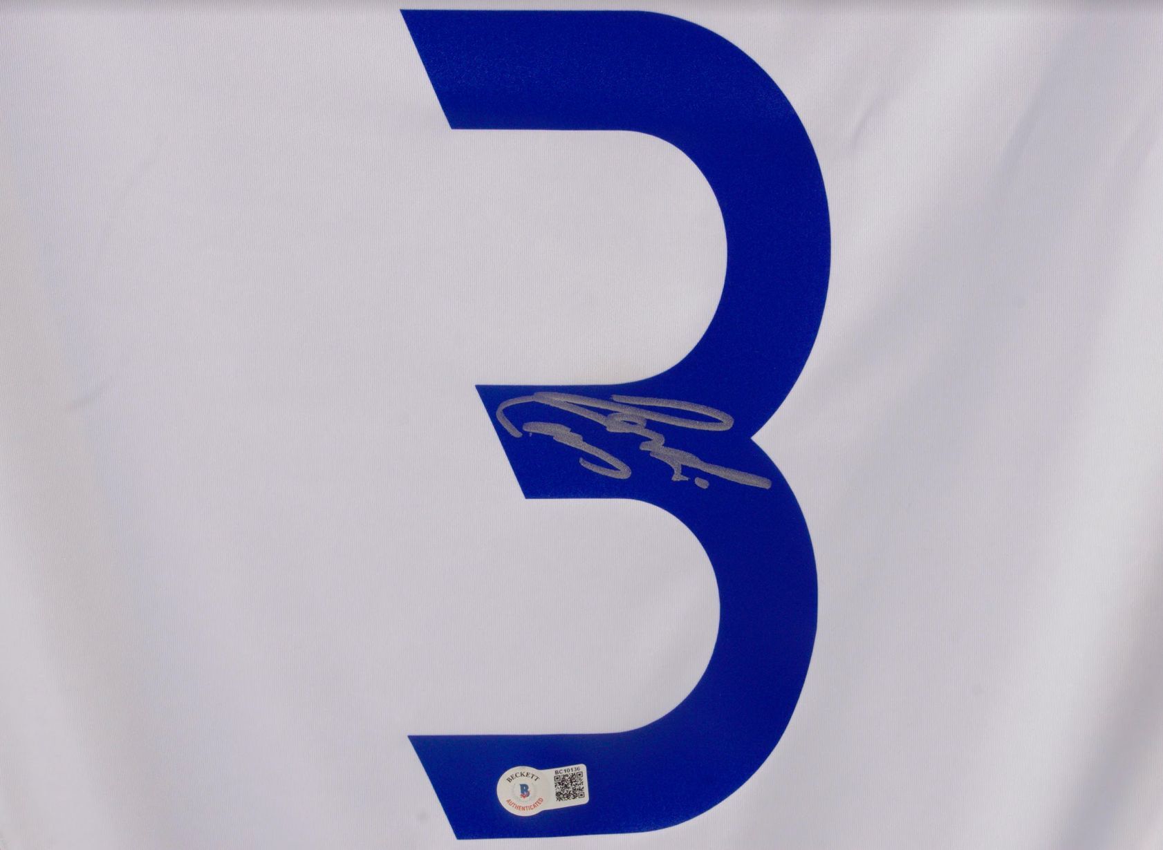 Roberto Carlos Signed Jersey (Beckett) at PristineAuction.com Roberto Carlos Signed Jersey (Beckett) at PristineAuction.com