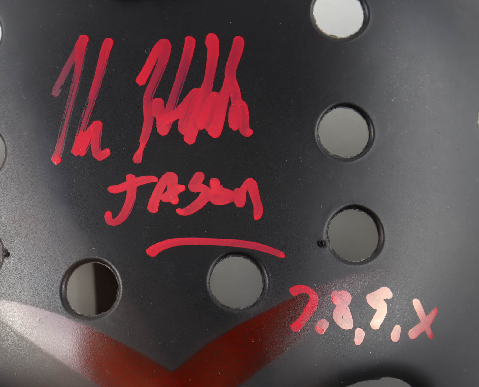 Kane Hodder Signed "Friday the 13th" Mask Inscribed "Jason 7, 8, 9, X" (Beckett) at PristineAuction.com Kane Hodder Signed "Friday the 13th" Mask Inscribed "Jason 7, 8, 9, X" (Beckett) at PristineAuction.com