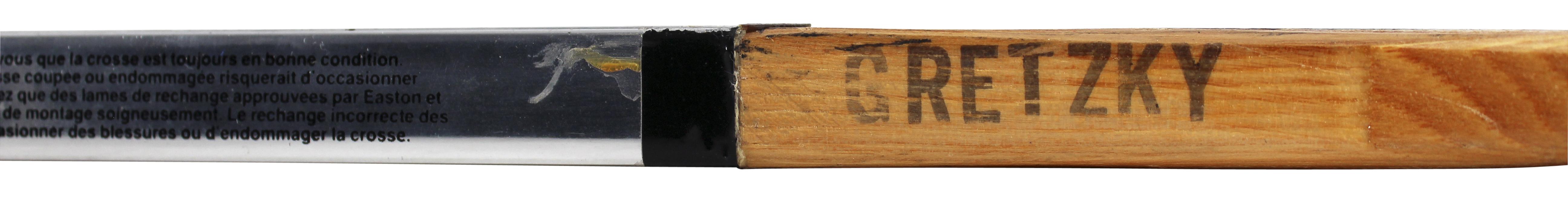 Wayne Gretzky Signed Easton Hockey Stick (Beckett) at PristineAuction.com Wayne Gretzky Signed Easton Hockey Stick (Beckett) at PristineAuction.com