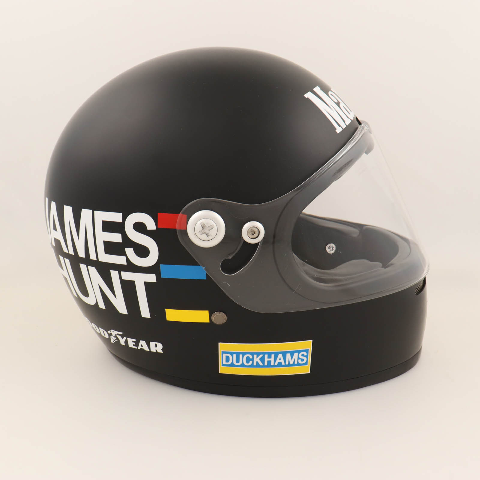 James Hunt Marlboro Full-Size Formula One Helmet at PristineAuction.com James Hunt Marlboro Full-Size Formula One Helmet at PristineAuction.com