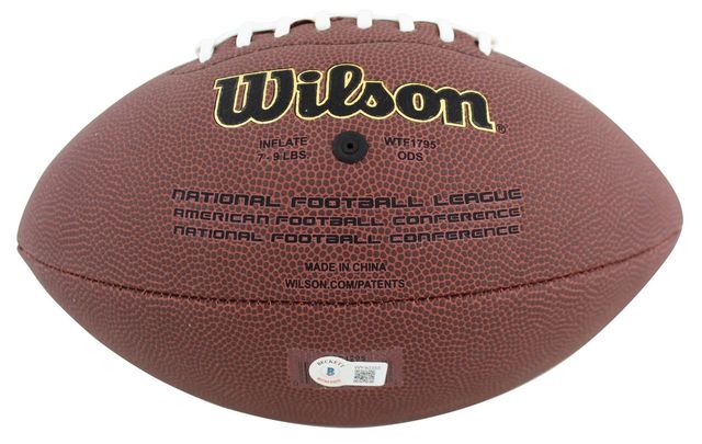 O. J. Howard Signed NFL Football (Beckett) at PristineAuction.com O. J. Howard Signed NFL Football (Beckett) at PristineAuction.com