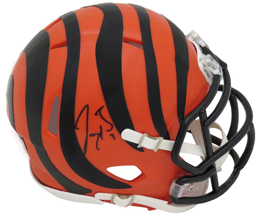 Joe Burrow Signed Bengals Speed Mini Helmet (Fanatics) at PristineAuction.com Joe Burrow Signed Bengals Speed Mini Helmet (Fanatics) at PristineAuction.com