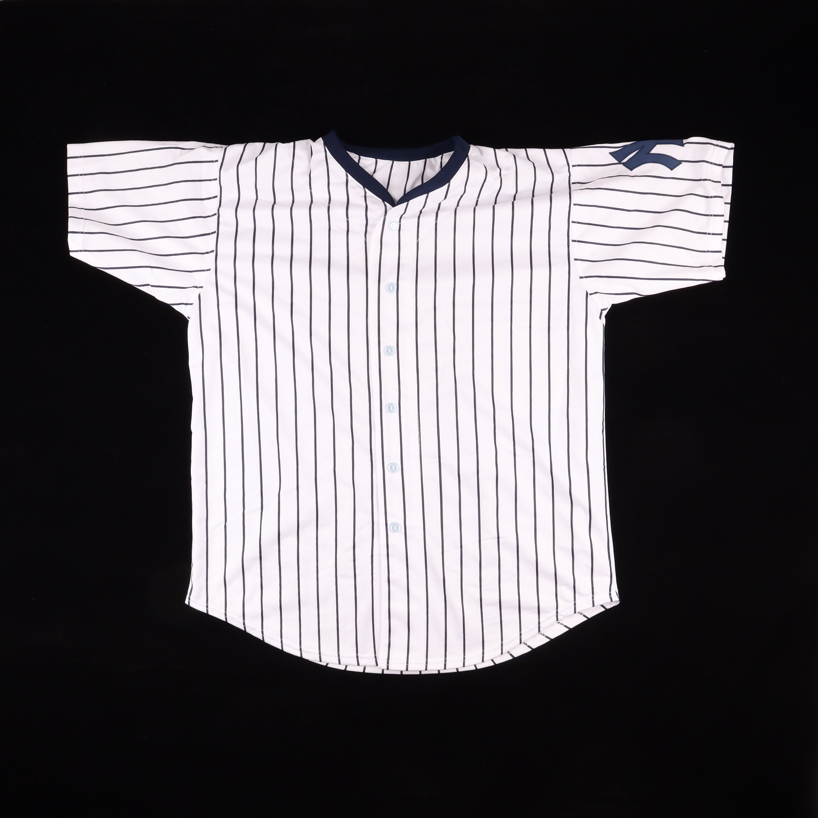 Dwier Brown Signed Jersey Inscribed "Hey, Dad-Wanna Have A Catch?", "Field of Dreams" & "John Kinsella" (JSA) at PristineAuction.com Dwier Brown Signed Jersey Inscribed "Hey, Dad-Wanna Have A Catch?", "Field of Dreams" & "John Kinsella" (JSA) at PristineAuction.com