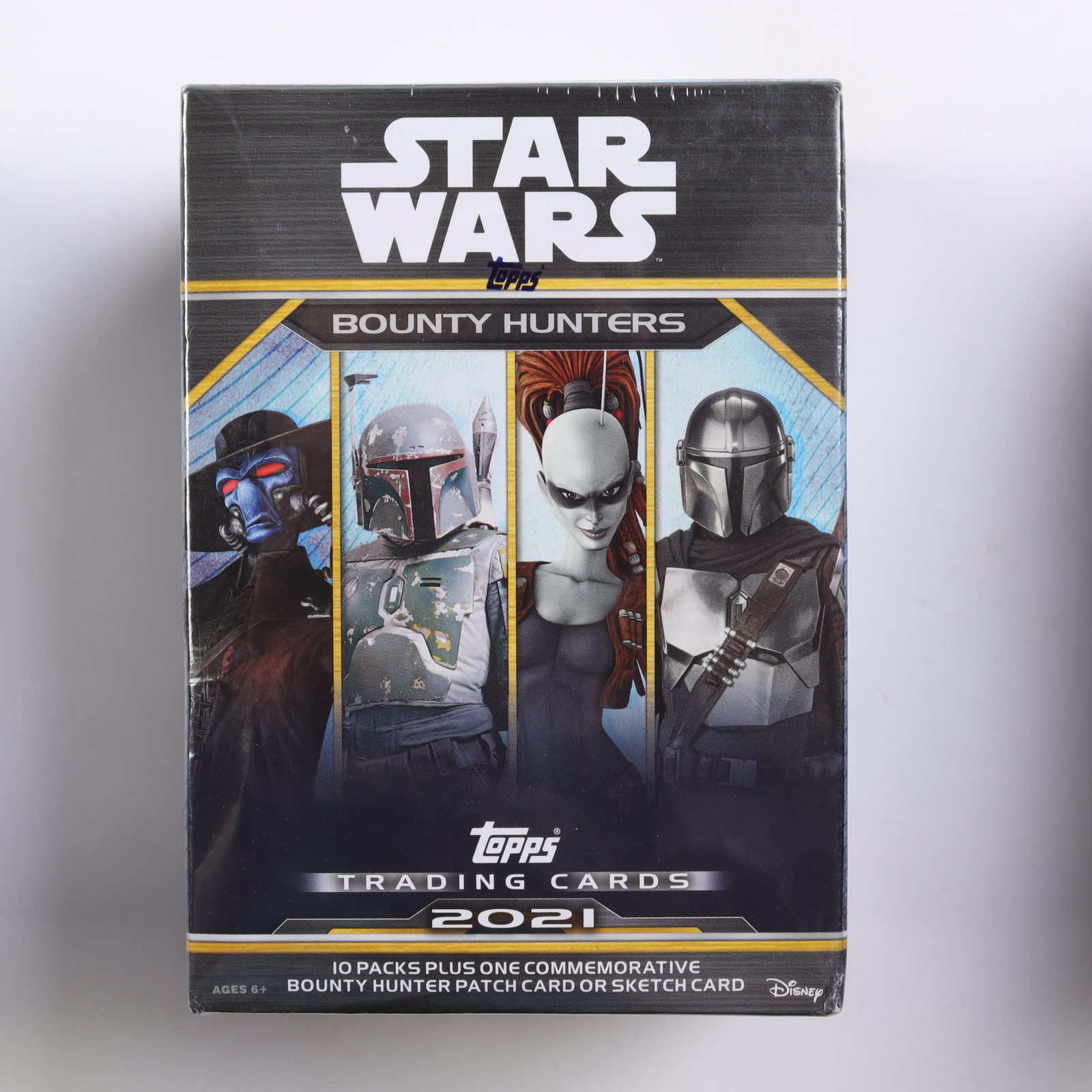 2021 Topps Star Wars Bounty Hunters Blaster Box with (10) Packs at PristineAuction.com 2021 Topps Star Wars Bounty Hunters Blaster Box with (10) Packs at PristineAuction.com
