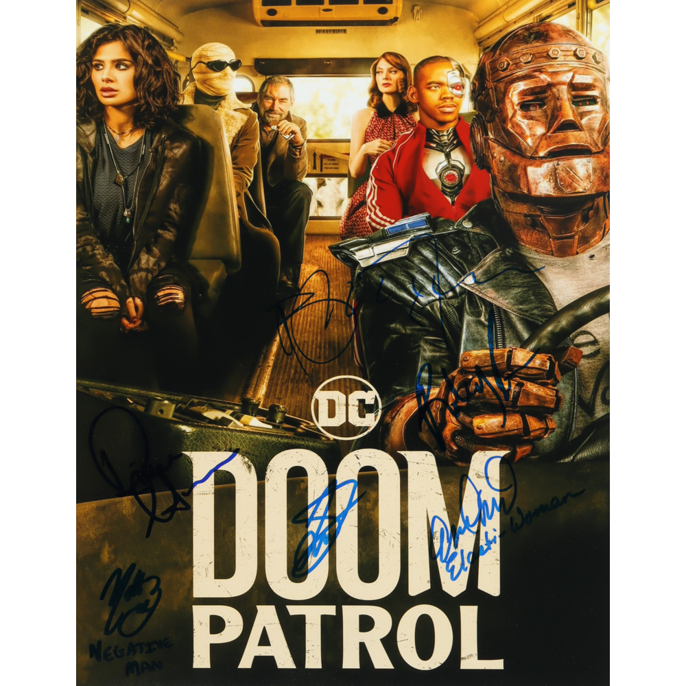  Doom Patrol 11x14 Photo Cast Signed By 6 Brendan Fraser April 