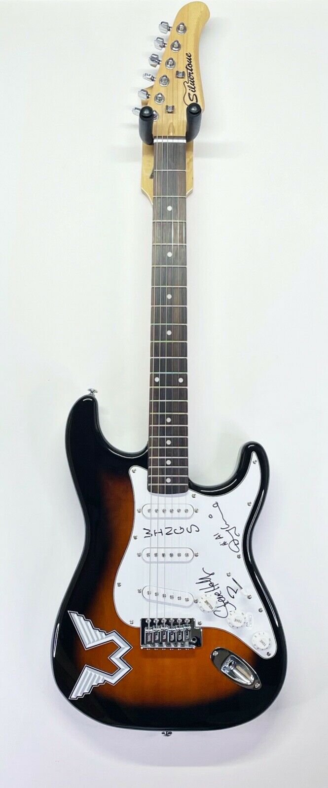 Denny Laine & Steve Holley Signed Wings Logo Electric Guitar Inscribed "Wings" (JSA) at PristineAuction.com Denny Laine & Steve Holley Signed Wings Logo Electric Guitar Inscribed "Wings" (JSA) at PristineAuction.com
