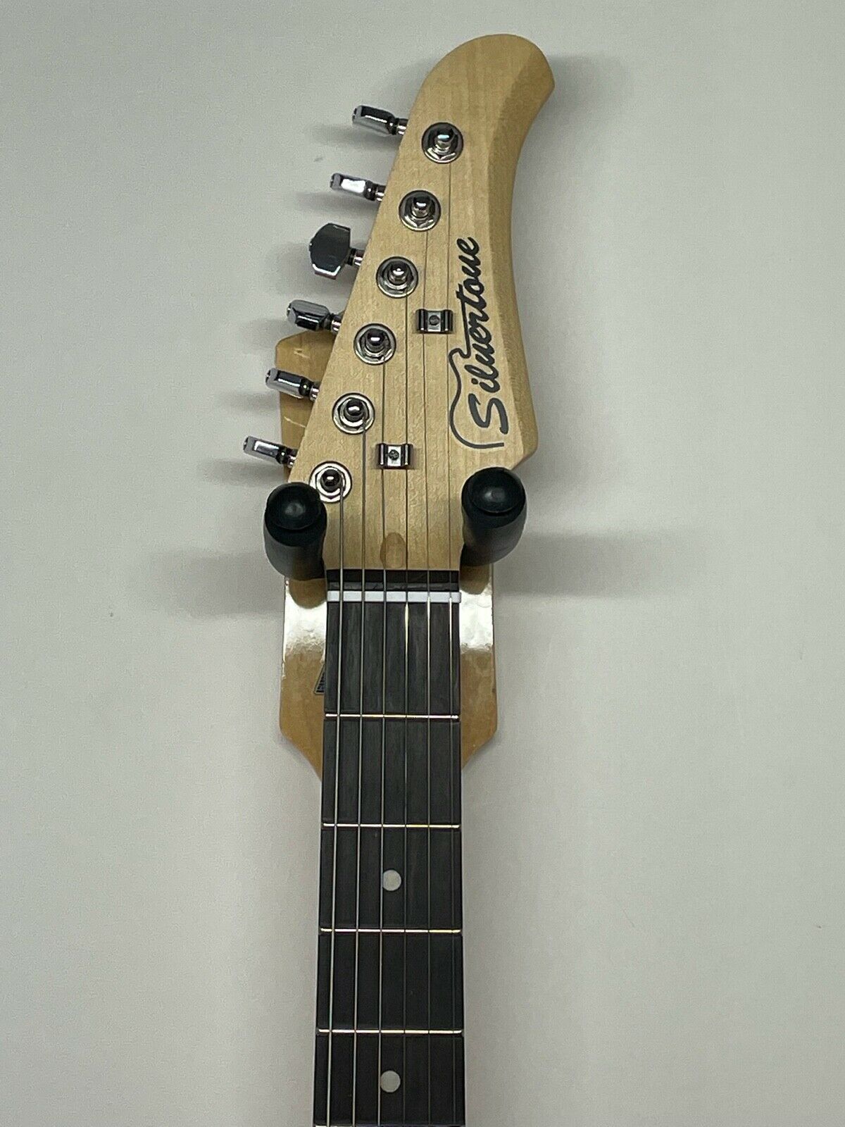 Denny Laine & Steve Holley Signed Wings Logo Electric Guitar Inscribed "Wings" (JSA) at PristineAuction.com Denny Laine & Steve Holley Signed Wings Logo Electric Guitar Inscribed "Wings" (JSA) at PristineAuction.com