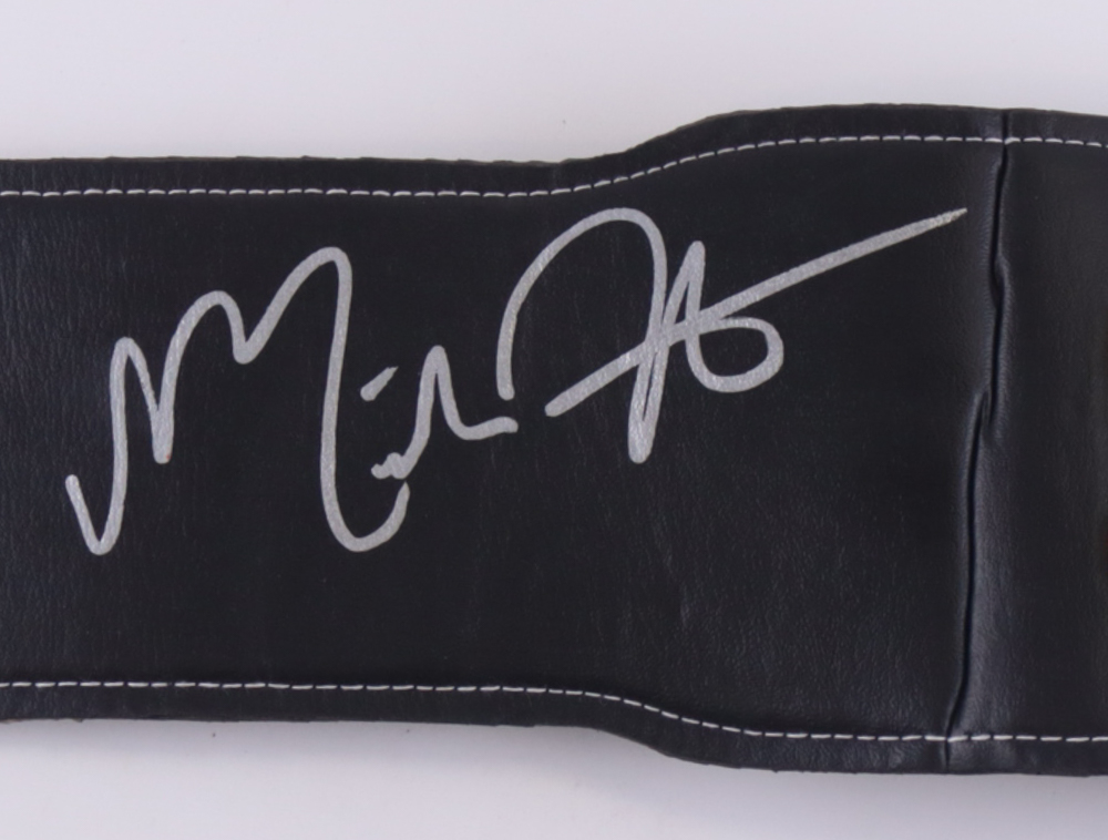 Miesha Tate Signed Full-Size UFC Championship Belt (PA) at PristineAuction.com Miesha Tate Signed Full-Size UFC Championship Belt (PA) at PristineAuction.com