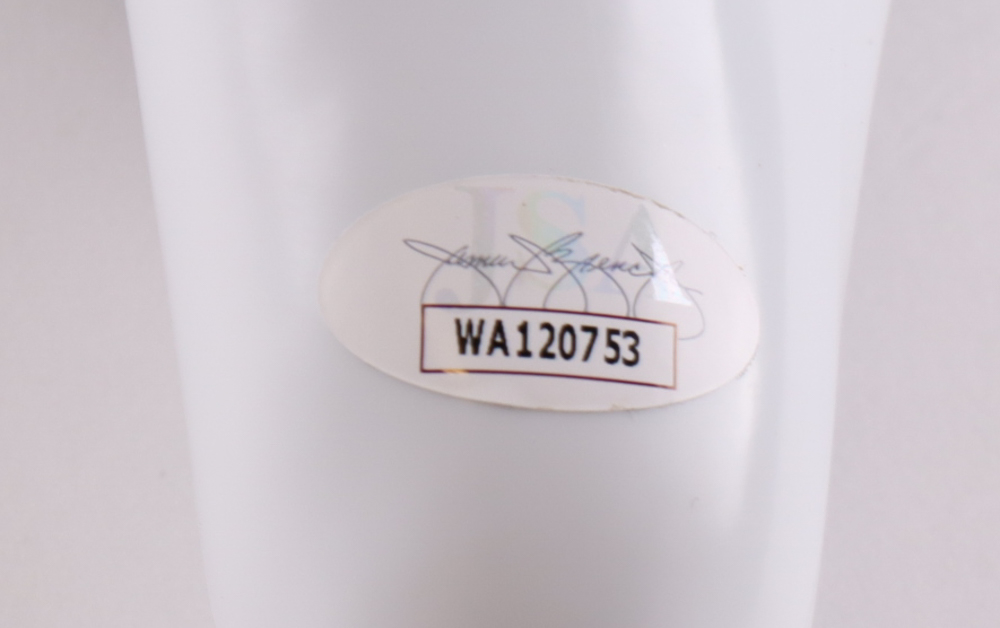 Neve Campbell Signed "Scream" Ghostface Mask (JSA) at PristineAuction.com Neve Campbell Signed "Scream" Ghostface Mask (JSA) at PristineAuction.com