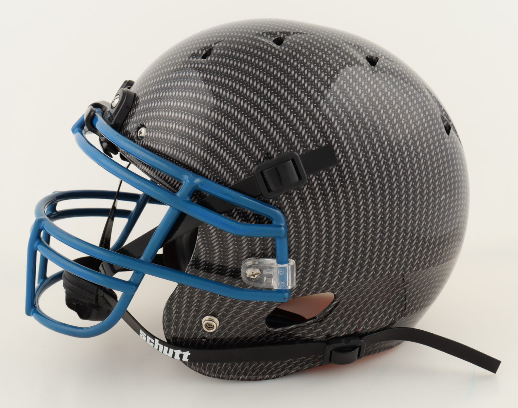 Alvin "Bud" Dupree Signed Kentucky Wildcats Full-Size Authentic On-Field Helmet (Beckett) at PristineAuction.com Alvin "Bud" Dupree Signed Kentucky Wildcats Full-Size Authentic On-Field Helmet (Beckett) at PristineAuction.com