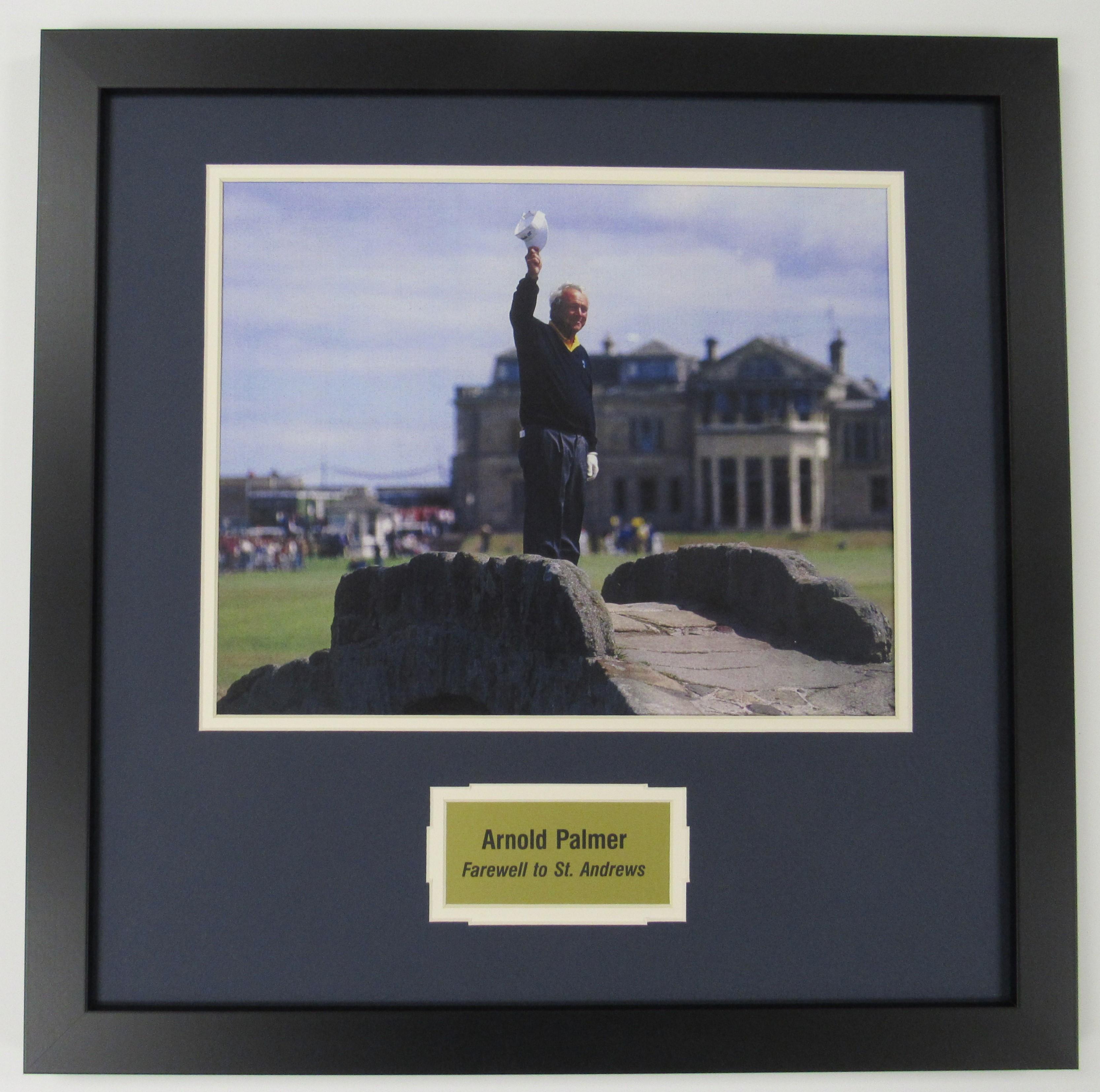 Arnold Palmer Custom Framed Photo Display at PristineAuction.com Arnold Palmer Custom Framed Photo Display at PristineAuction.com