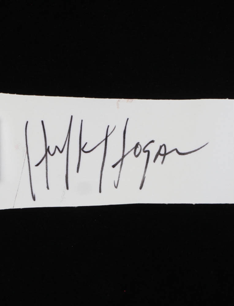 Hulk Hogan Signed WWE Heavyweight Champion Wrestling Belt (JSA) at PristineAuction.com Hulk Hogan Signed WWE Heavyweight Champion Wrestling Belt (JSA) at PristineAuction.com