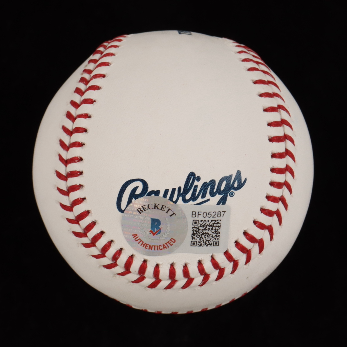 Ivan Rodriguez Signed OML Hall of Fame Logo Baseball (Beckett) at PristineAuction.com Ivan Rodriguez Signed OML Hall of Fame Logo Baseball (Beckett) at PristineAuction.com