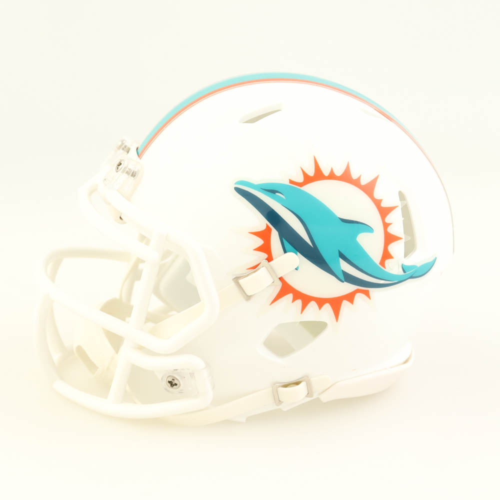 Tyreek Hill Signed Dolphins Speed Mini Helmet (Beckett) at PristineAuction.com Tyreek Hill Signed Dolphins Speed Mini Helmet (Beckett) at PristineAuction.com