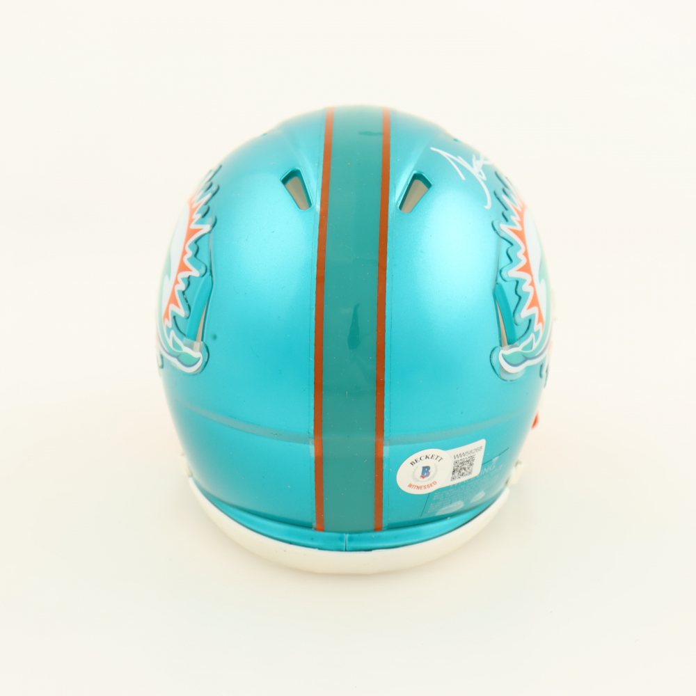 Tyreek Hill Signed Dolphins Flash Alternate Speed Mini Helmet (Beckett