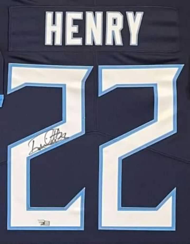 Derrick Henry Signed Custom Framed Titans Jersey Display (Fanatics) at PristineAuction.com Derrick Henry Signed Custom Framed Titans Jersey Display (Fanatics) at PristineAuction.com