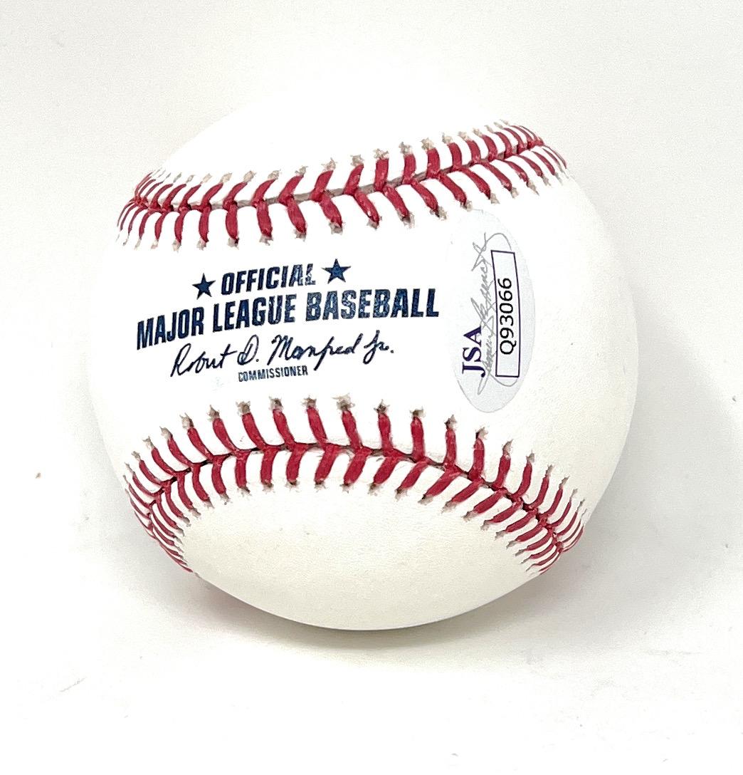 Bob Gibson Signed Hall of Fame Logo OML Baseball (JSA) at PristineAuction.com Bob Gibson Signed Hall of Fame Logo OML Baseball (JSA) at PristineAuction.com