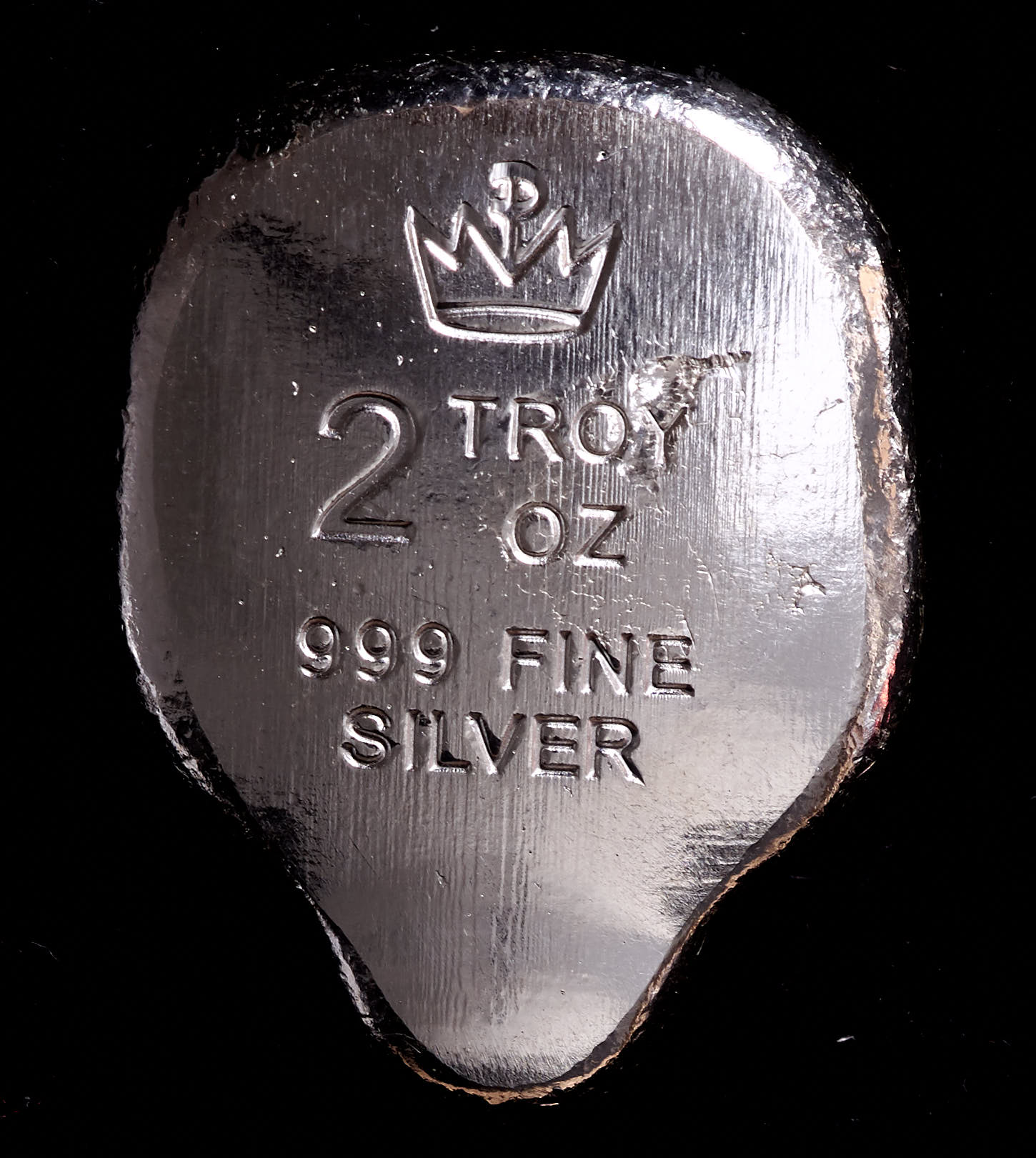 2 oz Silver Alien Head Monarch Hand-Poured 3D .999 Fine Silver Bar at PristineAuction.com 2 oz Silver Alien Head Monarch Hand-Poured 3D .999 Fine Silver Bar at PristineAuction.com