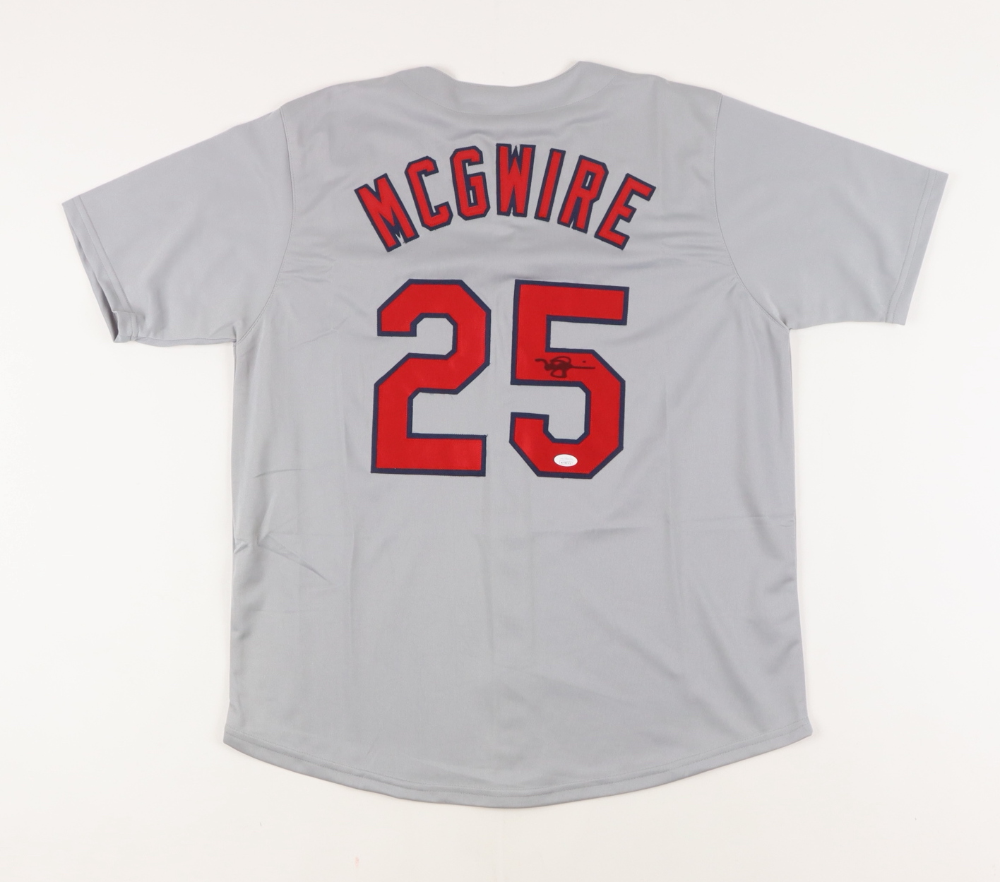 Mark McGwire Signed Jersey (JSA) at PristineAuction.com Mark McGwire Signed Jersey (JSA) at PristineAuction.com
